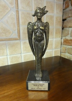 statuette